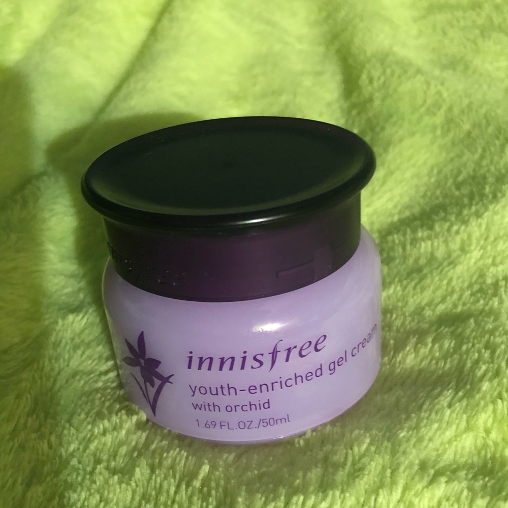 INNISFREE ORCHID MOSTURIZER